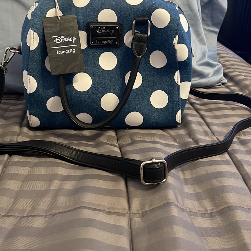 Disney Purse Blue Brand New OS great Mother’s Day gift